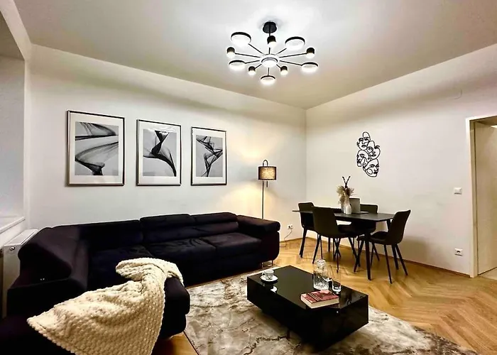 New!l! Exclusive Near Opera Vienna